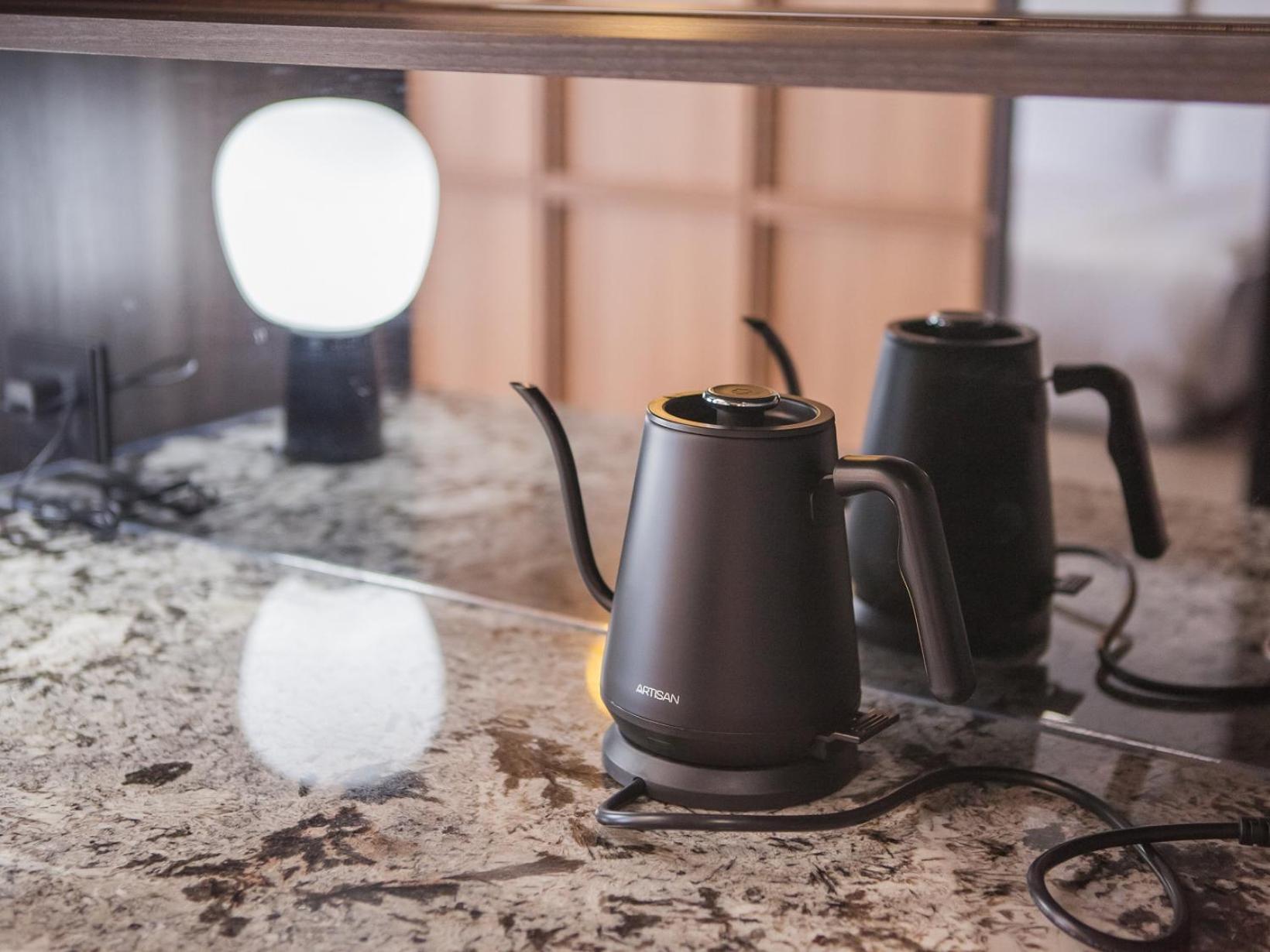 Hotel De Leau Anping Exterior foto Brew electric kettle