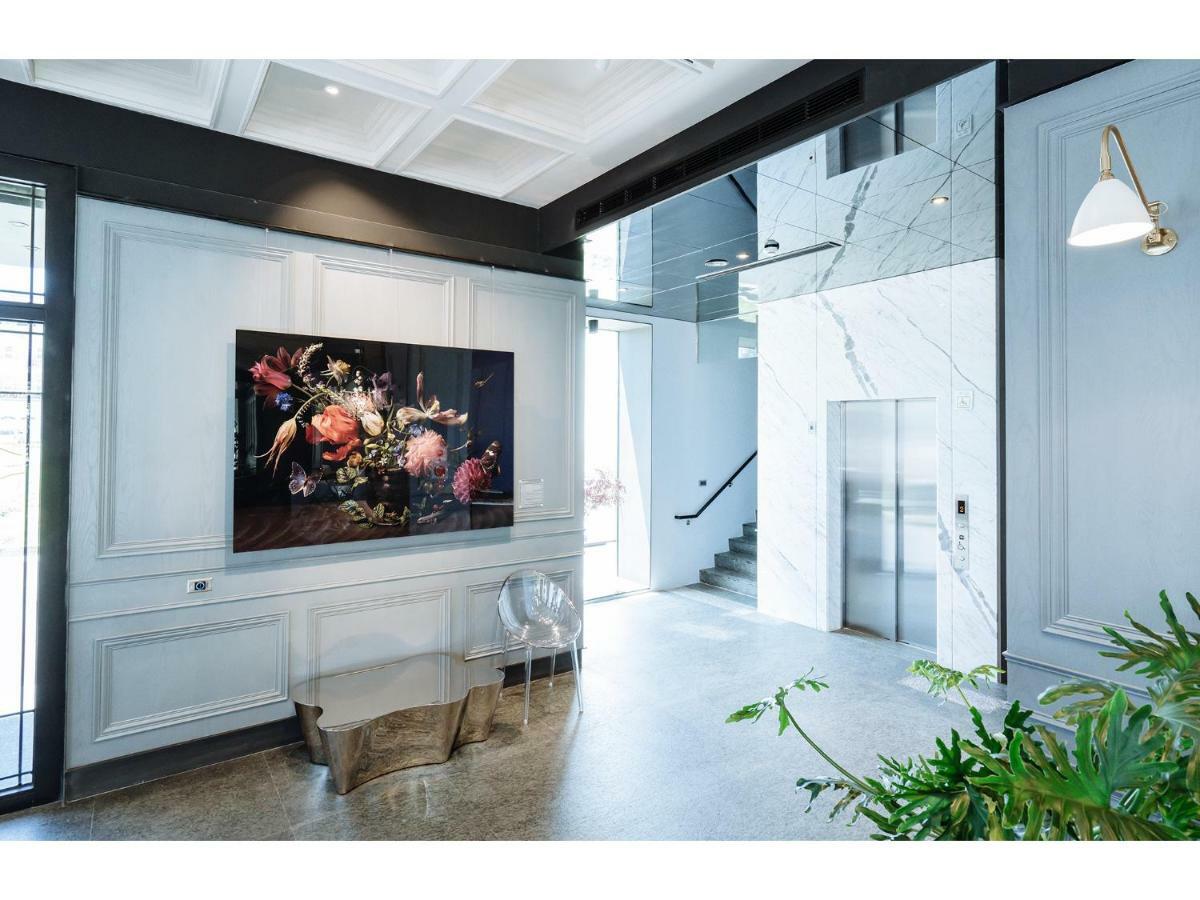 Hotel De Leau Anping Exterior foto LG SIGNATURE TV